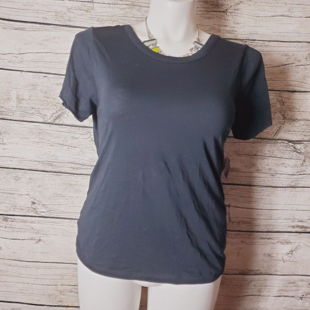 Chaser Black Top Size Large